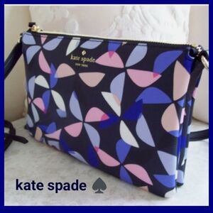 Kate Spade Hawthorne cross-body Carolyn spinner Handbag Navy pink pinwheel